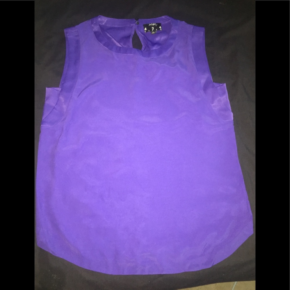 Lord & Taylor Crew Neck Purple Top  W Keyhole Back